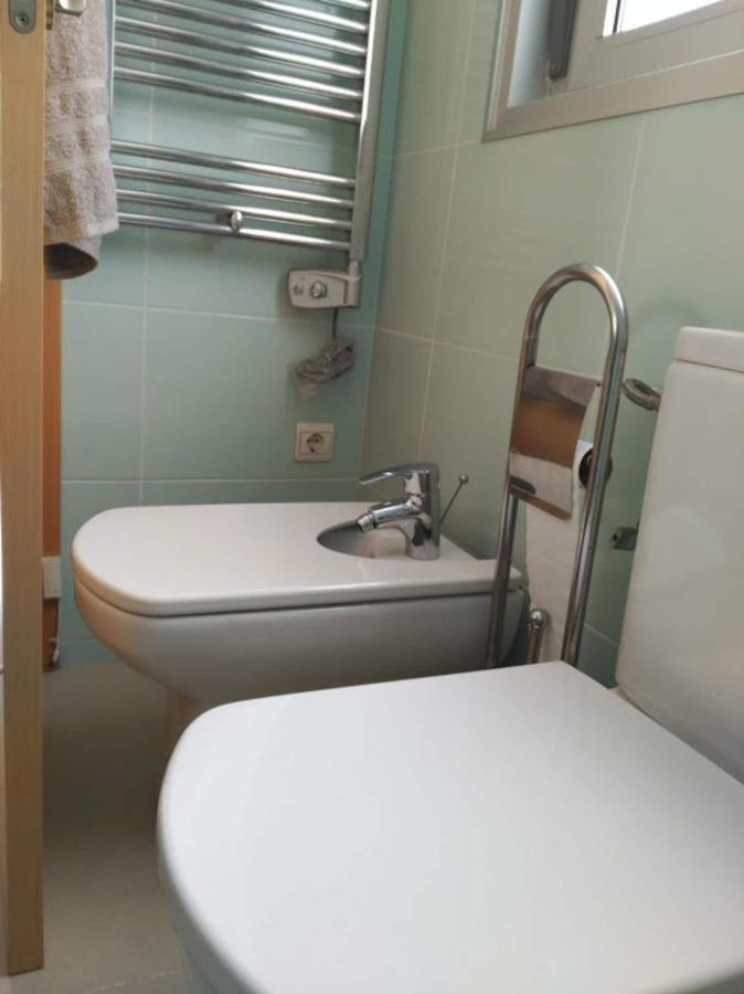 Stylish Flat, 2 Bathrooms And Swimming Pool, Next To The Beach! Sant Adria de Besos Εξωτερικό φωτογραφία